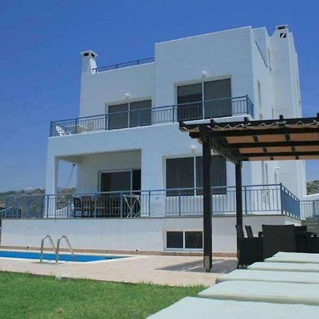 Blue Coral Beach Villas Paphos Exteriör bild