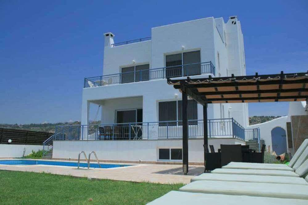 Blue Coral Beach Villas Paphos Exteriör bild